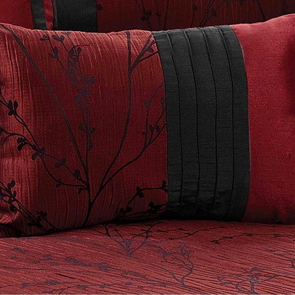 Ultra Soft 7 Piece Luxurious Set - Picture 5 of 7